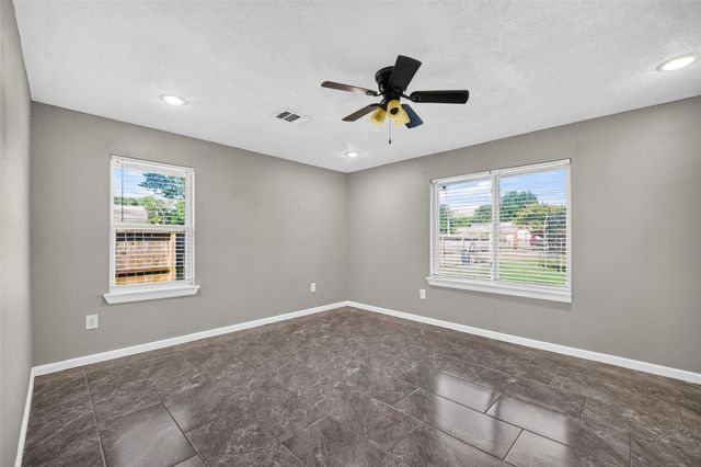 627 West Drive, Channelview, TX 77530
