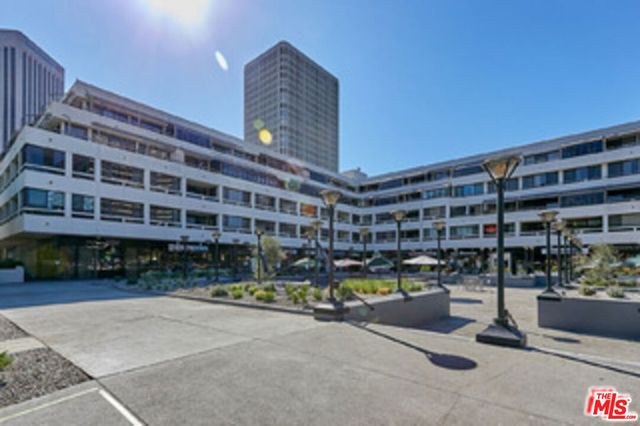 121 S Hope Street 510, Los Angeles, CA 90012