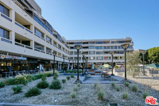 121 S Hope Street 510, Los Angeles, CA 90012