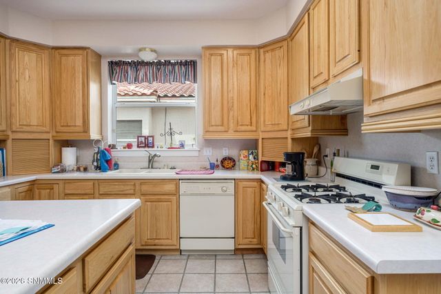 727 Mesa Point Road, Las Cruces, NM 88011