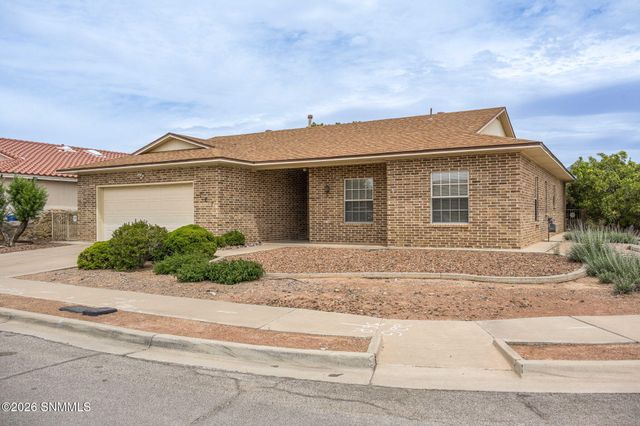 727 Mesa Point Road, Las Cruces, NM 88011