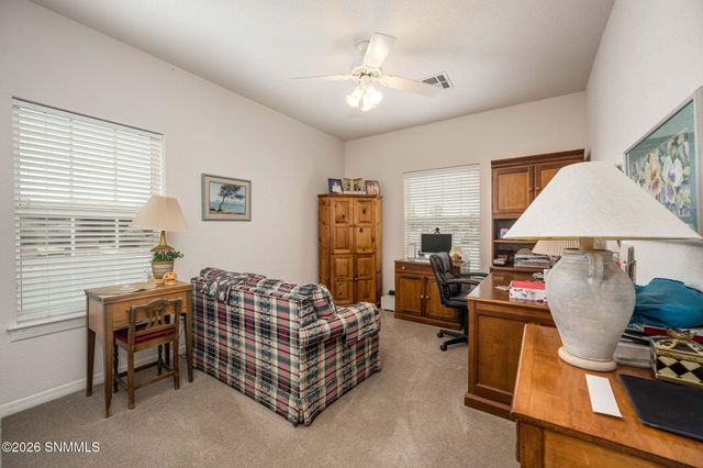 727 Mesa Point Road, Las Cruces, NM 88011