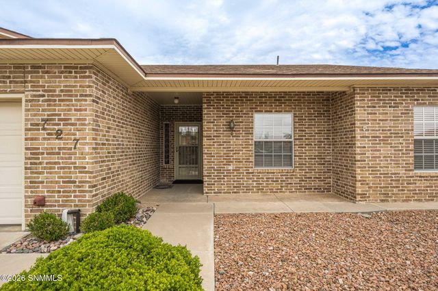 727 Mesa Point Road, Las Cruces, NM 88011