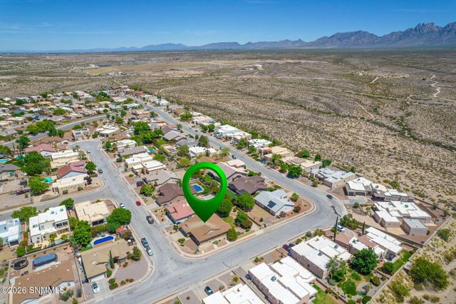 727 Mesa Point Road, Las Cruces, NM 88011