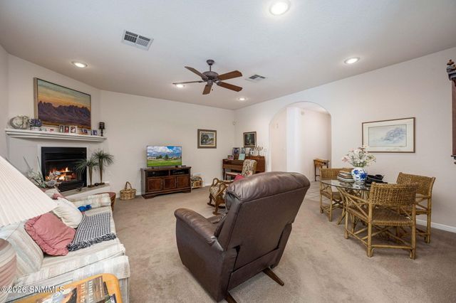 727 Mesa Point Road, Las Cruces, NM 88011