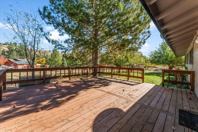 960 Deerwater Drive, Verdi, CA 96111