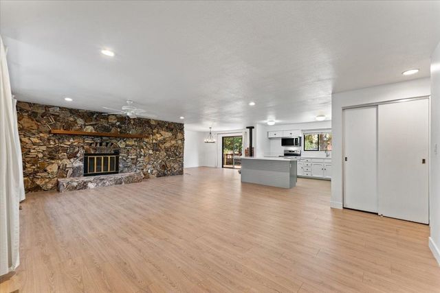 960 Deerwater Drive, Verdi, CA 96111