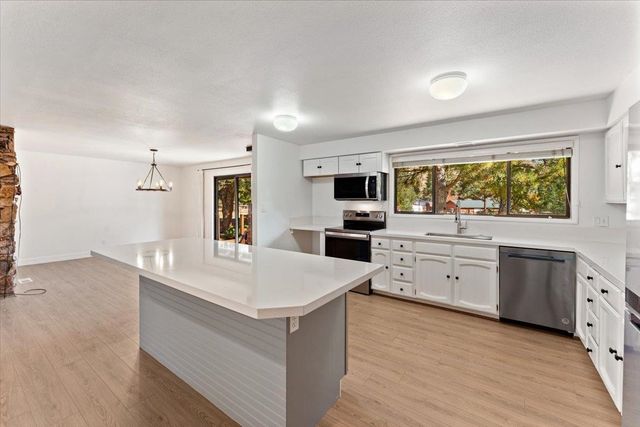 960 Deerwater Drive, Verdi, CA 96111