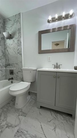 353 SW 19th Ave, Fort Lauderdale, FL 33312