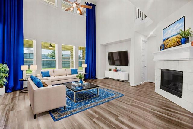 13814 Russell Court, Mont Belvieu, TX 77523