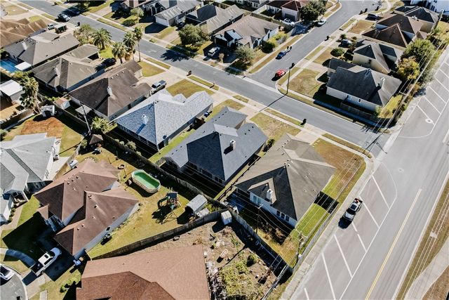 6506 Picante Dr, Corpus Christi, TX 78414