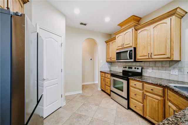 6506 Picante Dr, Corpus Christi, TX 78414