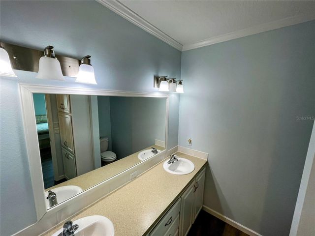 612 CAREFREE, Venice, FL 34285