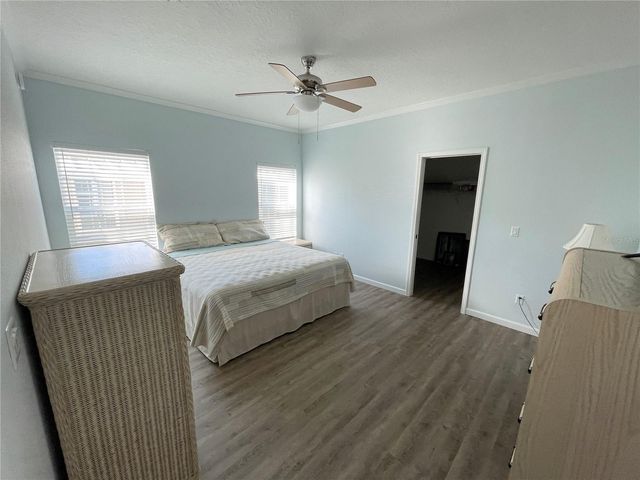 612 CAREFREE, Venice, FL 34285