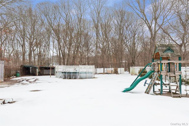 103 W Yaphank Road, Coram, NY 11727