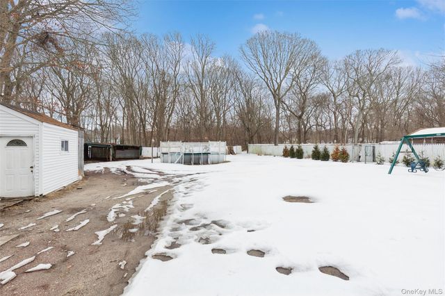 103 W Yaphank Road, Coram, NY 11727