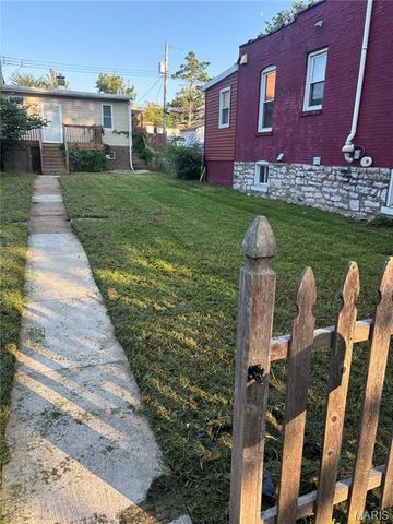 5006 Grace Avenue, St Louis, MO 63116