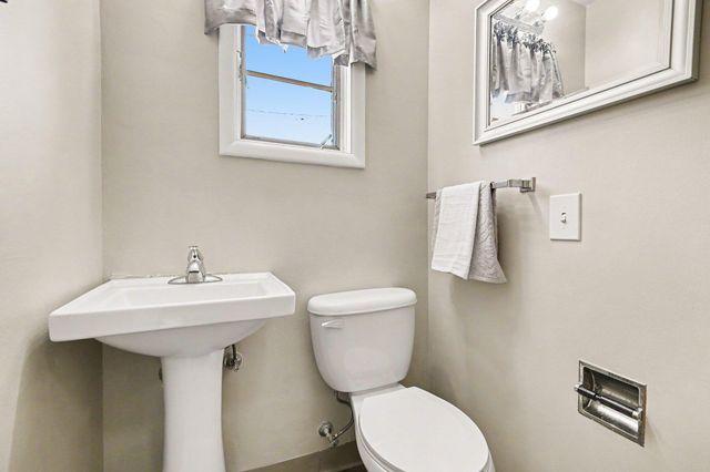 312 Cedar Street, Wayland, MI 49348