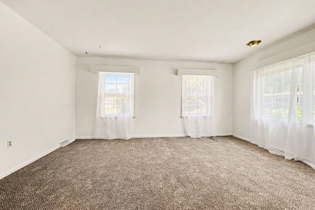 312 Cedar Street, Wayland, MI 49348