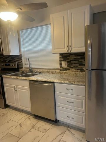 6144 Evergreen Boulevard, Berkeley, MO 63134