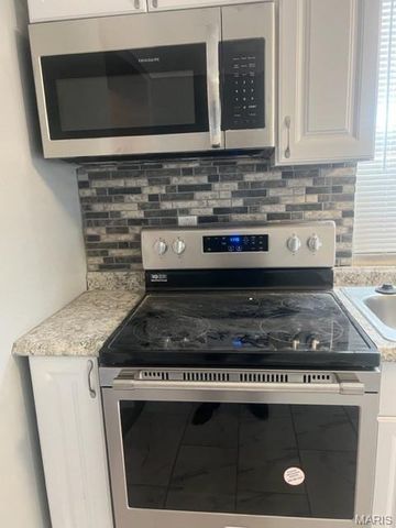 6144 Evergreen Boulevard, Berkeley, MO 63134