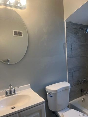 6144 Evergreen Boulevard, Berkeley, MO 63134