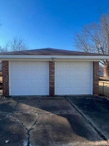 6144 Evergreen Boulevard, Berkeley, MO 63134