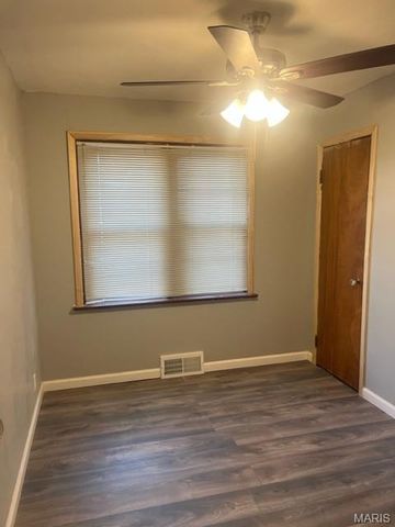 6144 Evergreen Boulevard, Berkeley, MO 63134