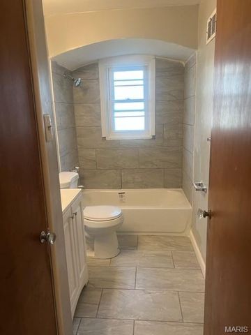 6144 Evergreen Boulevard, Berkeley, MO 63134