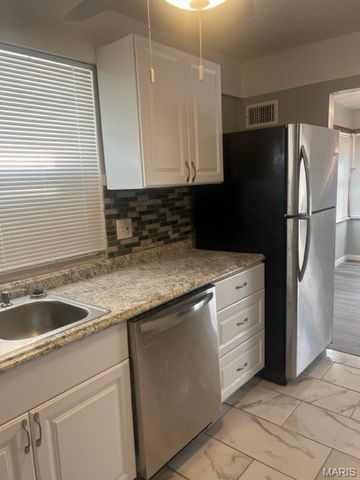 6144 Evergreen Boulevard, Berkeley, MO 63134