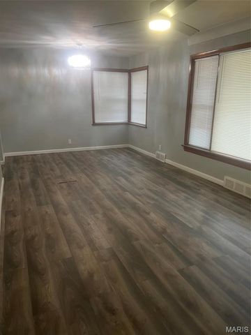 6144 Evergreen Boulevard, Berkeley, MO 63134