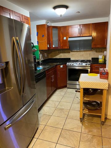 14075 Ash Avenue 7D, Flushing, NY 11355
