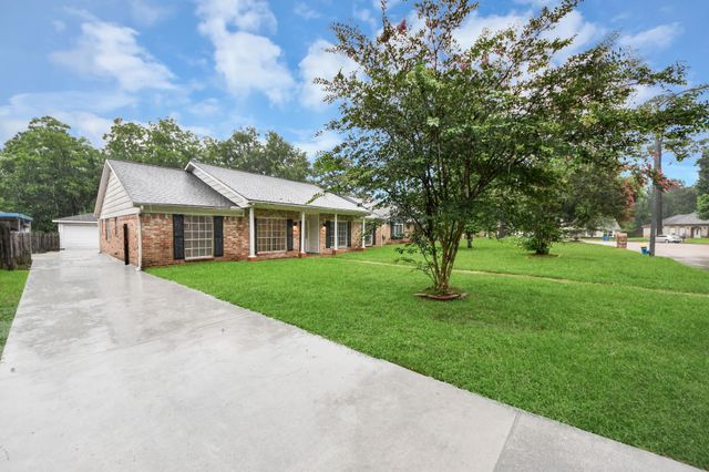 1319 Forsythe Lane, Houston, TX 77073