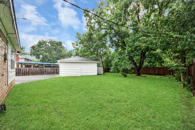 1319 Forsythe Lane, Houston, TX 77073