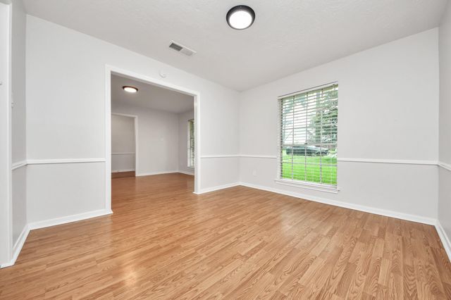 1319 Forsythe Lane, Houston, TX 77073