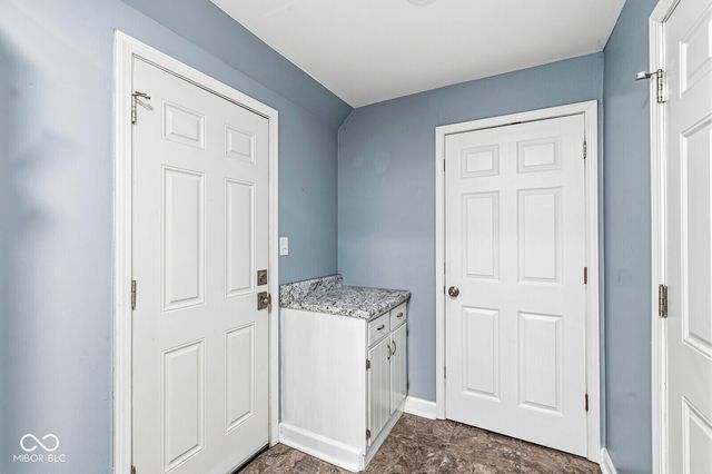 8155 N Richardt Avenue, Indianapolis, IN 46256