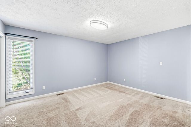 8155 N Richardt Avenue, Indianapolis, IN 46256