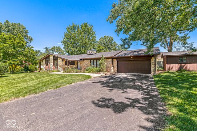 8155 N Richardt Avenue, Indianapolis, IN 46256