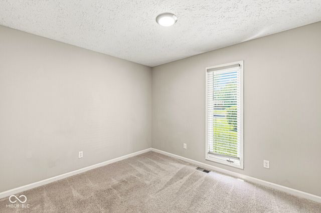 8155 N Richardt Avenue, Indianapolis, IN 46256