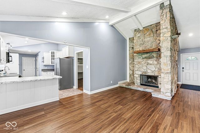 8155 N Richardt Avenue, Indianapolis, IN 46256
