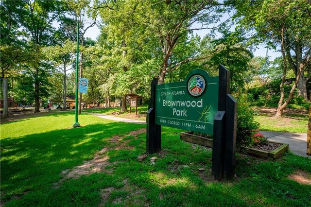 1092 Hillcrest Drive SE, Atlanta, GA 30316