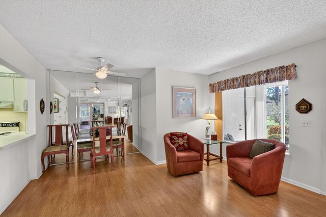 228 Pine Hov Circle C-1, Greenacres, FL 33463