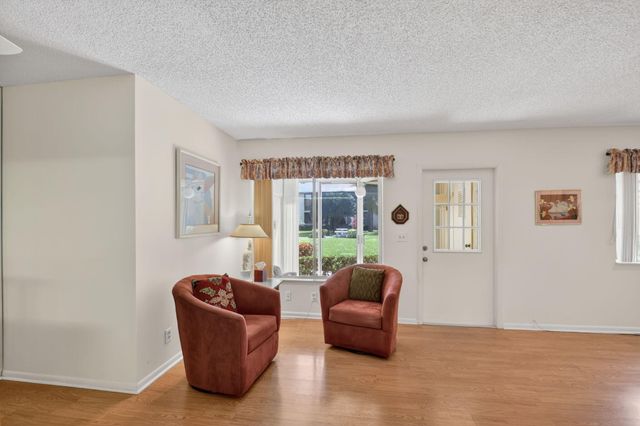 228 Pine Hov Circle C-1, Greenacres, FL 33463