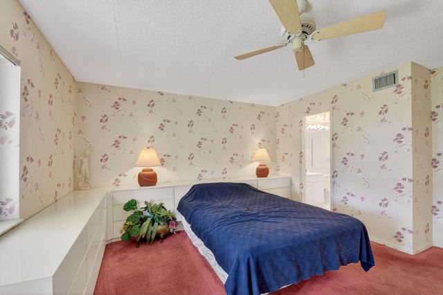 228 Pine Hov Circle C-1, Greenacres, FL 33463