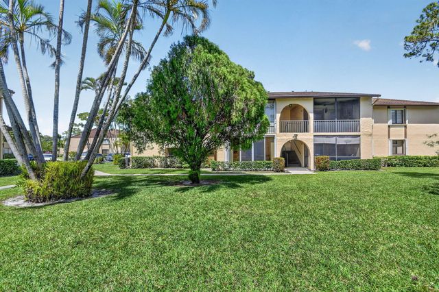 228 Pine Hov Circle C-1, Greenacres, FL 33463