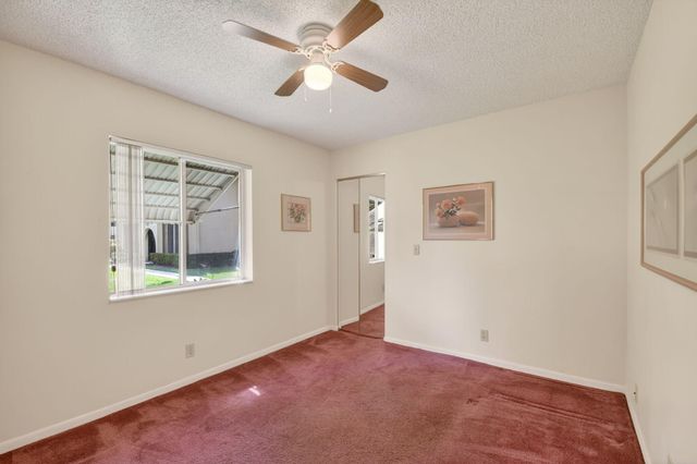 228 Pine Hov Circle C-1, Greenacres, FL 33463