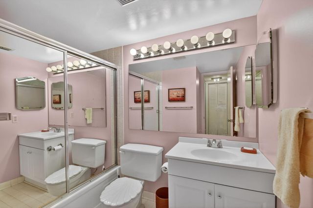 228 Pine Hov Circle C-1, Greenacres, FL 33463