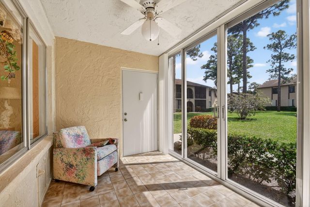 228 Pine Hov Circle C-1, Greenacres, FL 33463