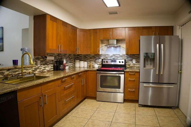 2602 BIRCHWOOD AVENUE, Kissimmee, FL 34744