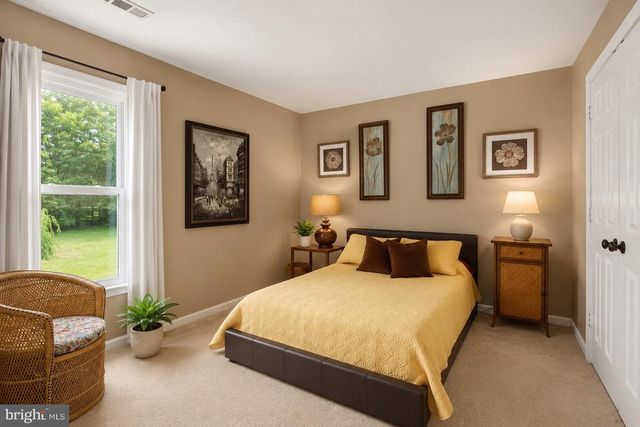 7301 LORD BARTON DR, Fredericksburg, VA 22407